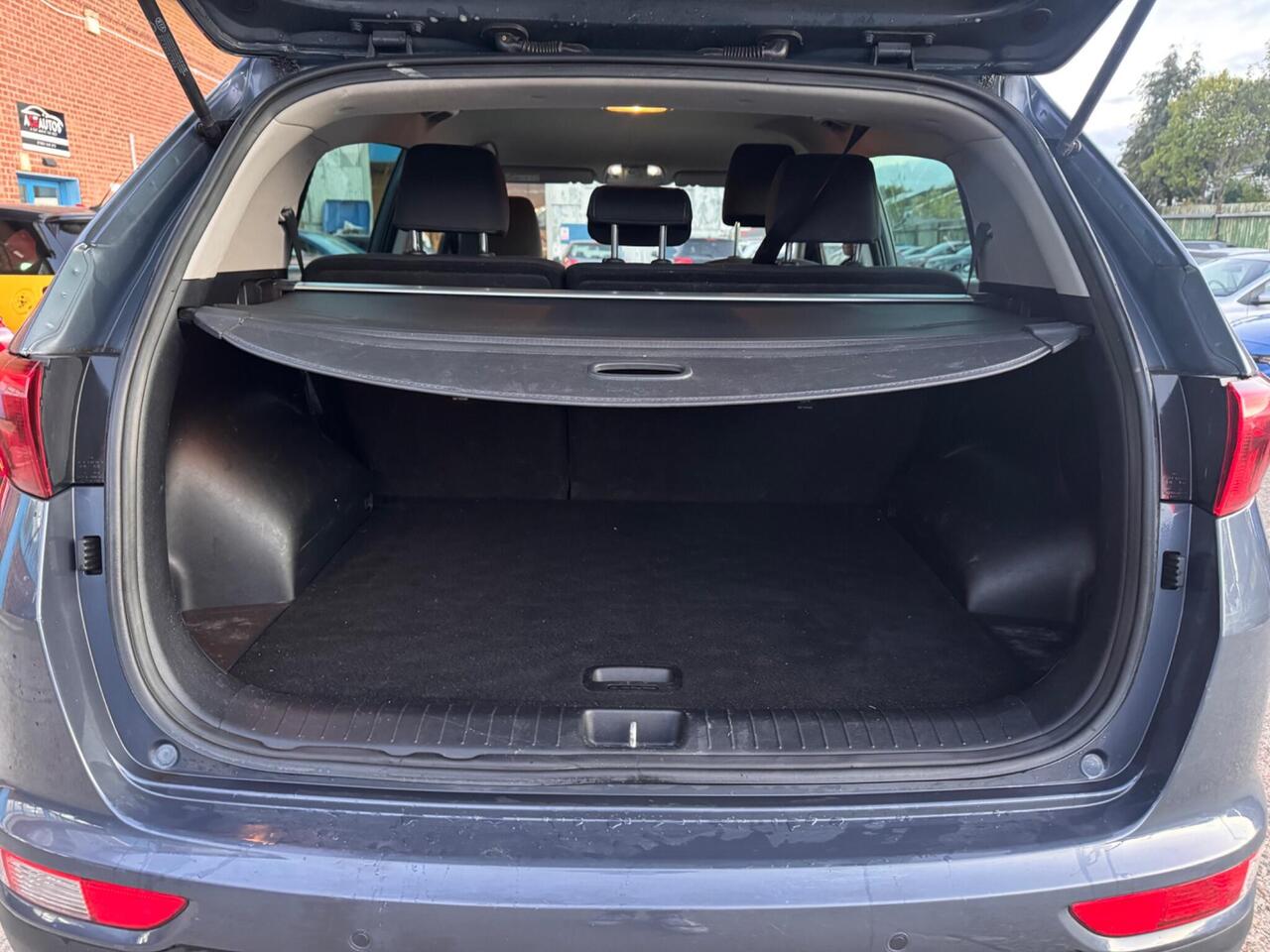 Used Kia Sportage 2018 for sale - 76410304: Photo 46