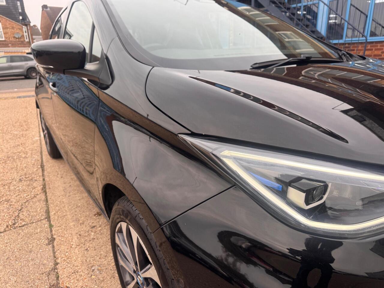 Used Renault Zoe 2020 for sale - 76410307: Photo 10