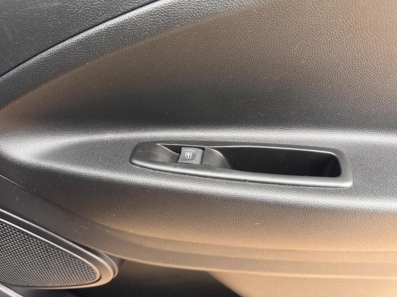 Used Renault Zoe 2020 for sale - 76410307: Photo 21