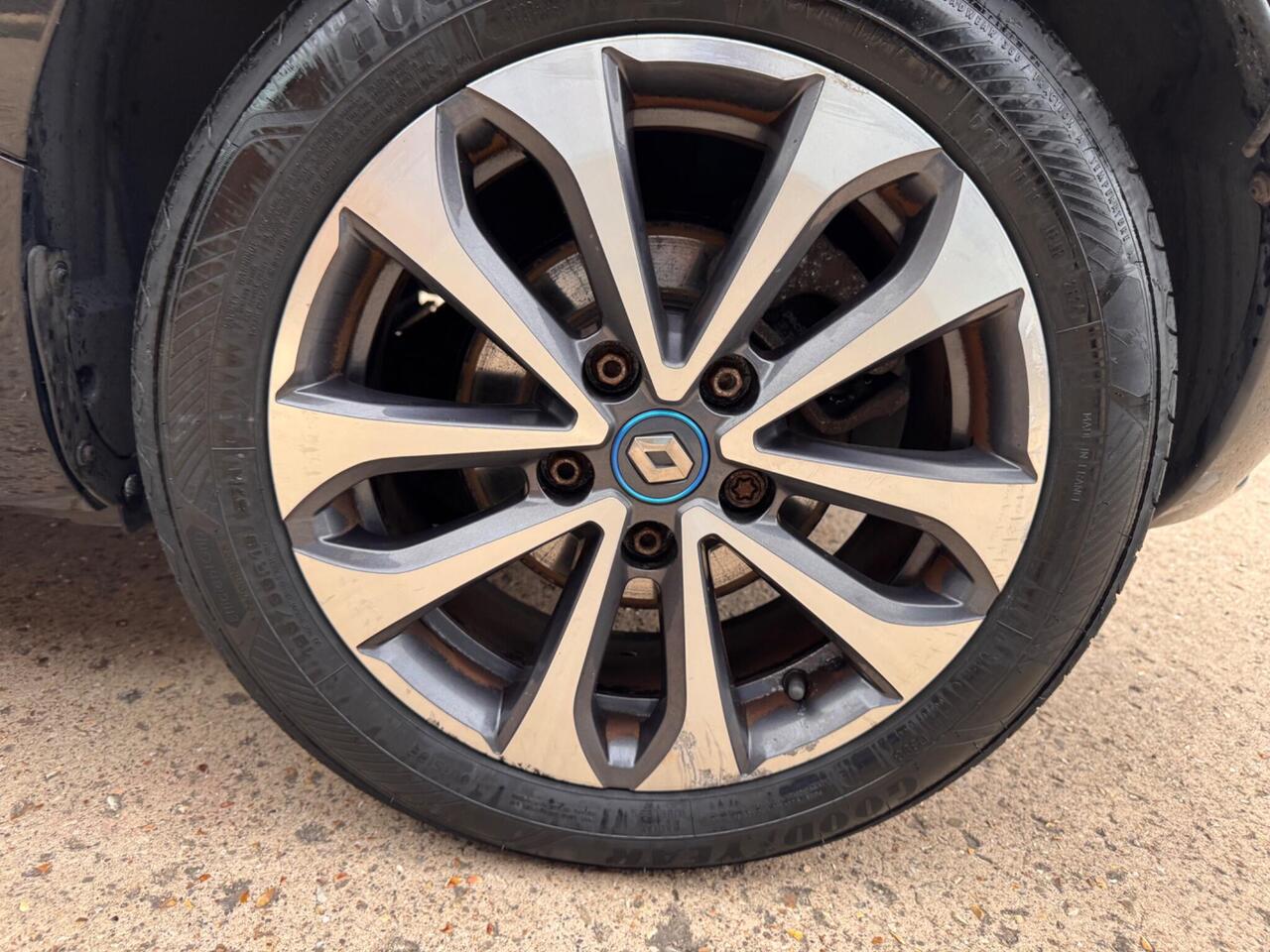 Used Renault Zoe 2020 for sale - 76410307: Photo 65