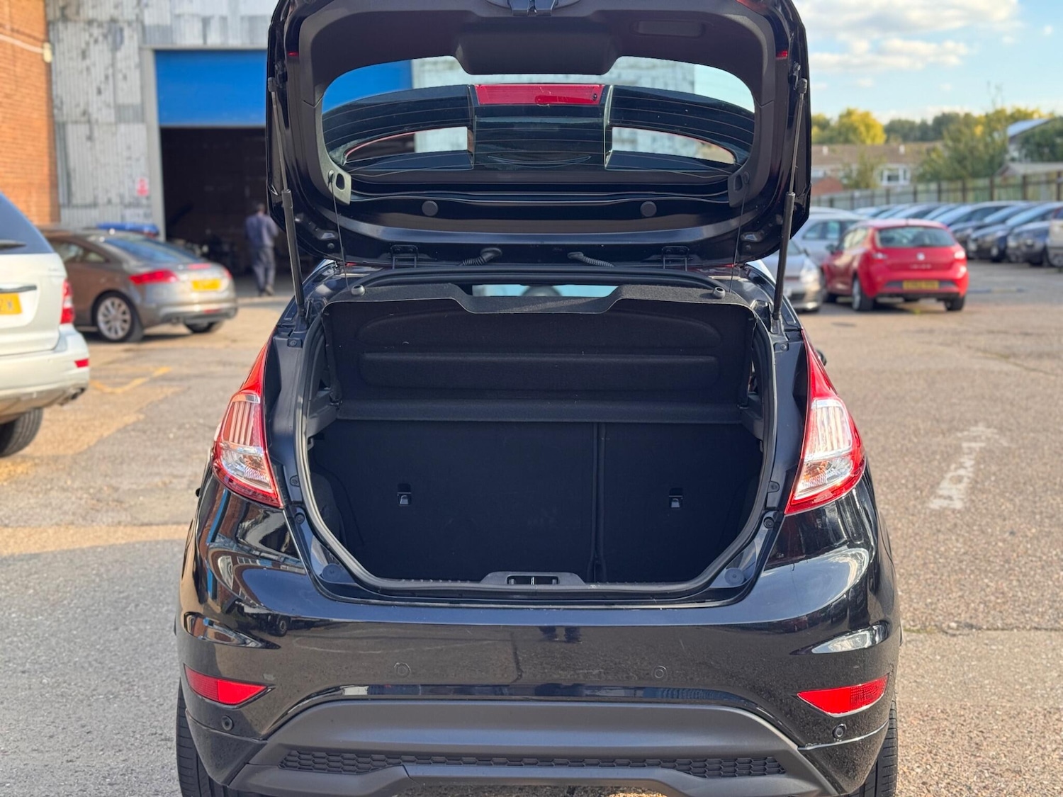 Used Ford Fiesta 2016 for sale - 76074767: Photo 12