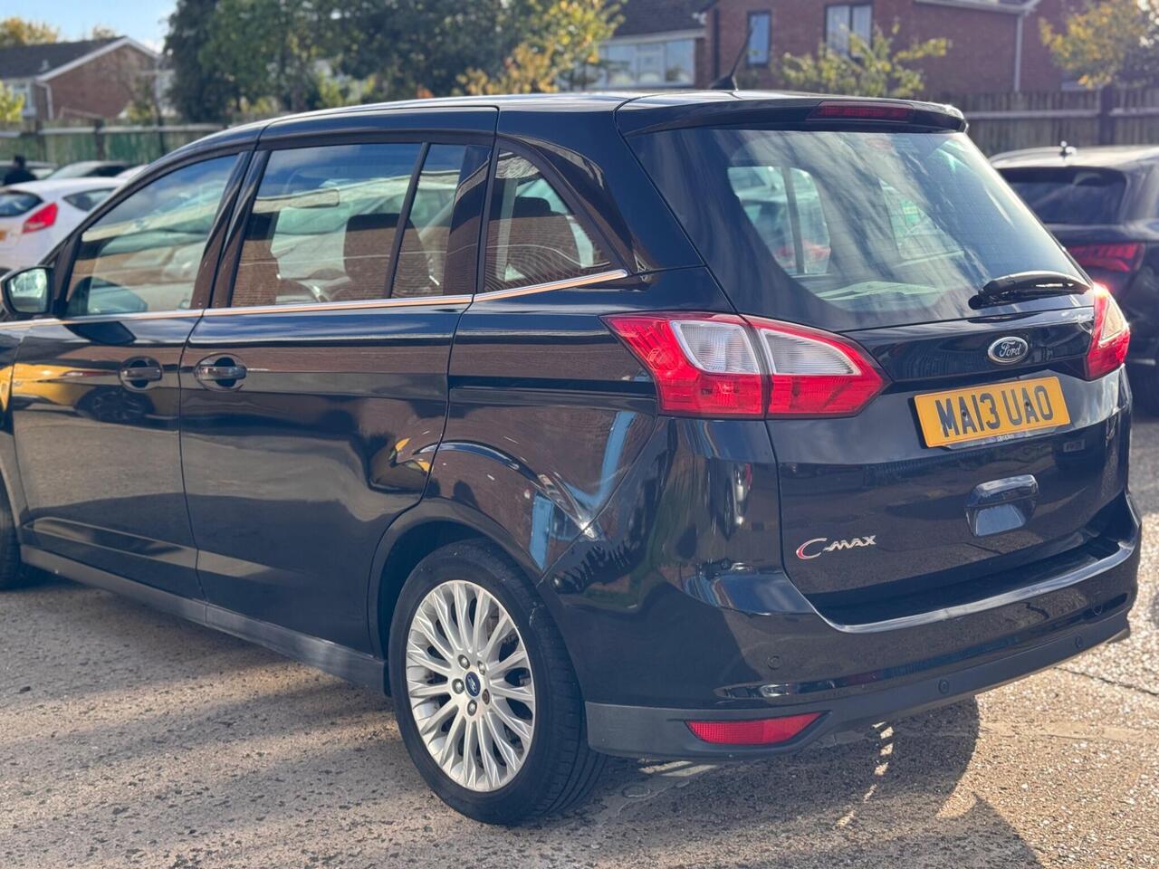 Used Ford Grand C-Max 2013 for sale - 76442532: Photo 11