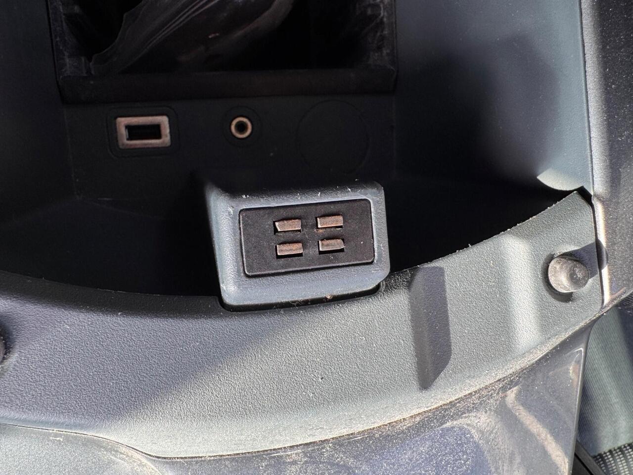 Used Ford Grand C-Max 2013 for sale - 76442532: Photo 44