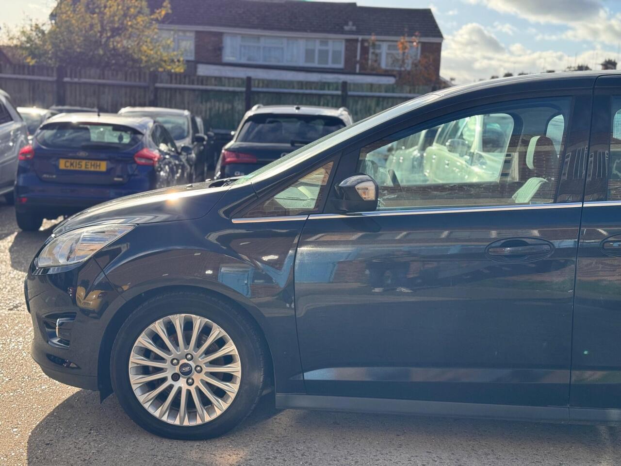 Used Ford Grand C-Max 2013 for sale - 76442532: Photo 6