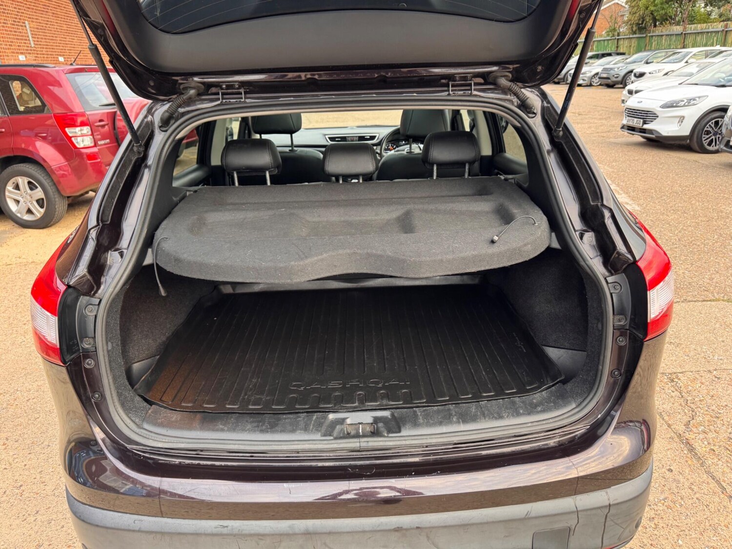 Used Nissan Qashqai 2016 for sale - 76100731: Photo 11