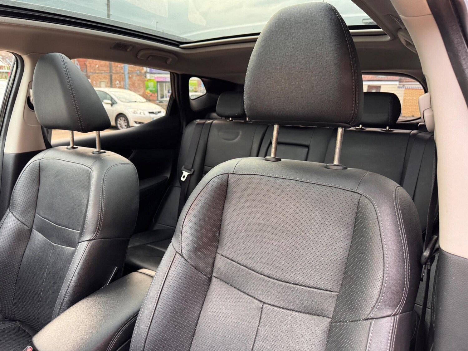 Used Nissan Qashqai 2016 for sale - 76100731: Photo 20