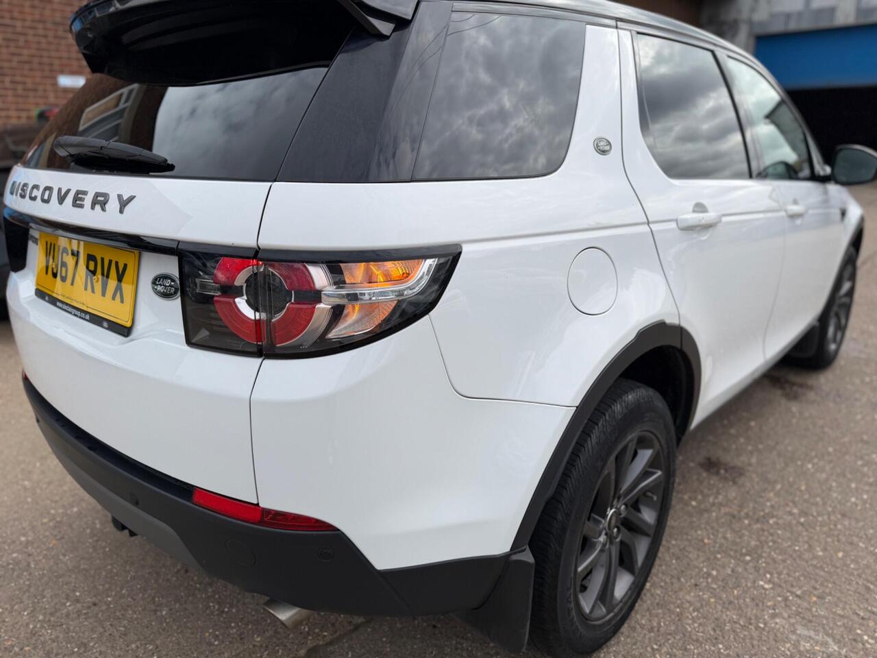Used Land Rover Discovery Sport 2017 for sale - 78087735: Photo 10
