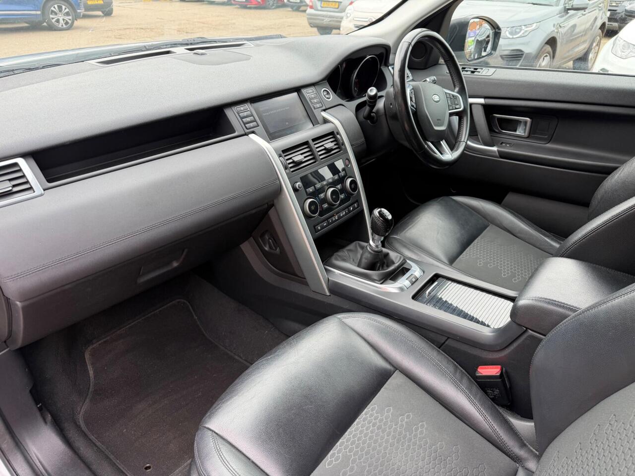 Used Land Rover Discovery Sport 2017 for sale - 78087735: Photo 30