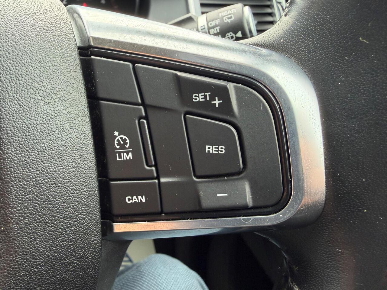 Used Land Rover Discovery Sport 2017 for sale - 78087735: Photo 38