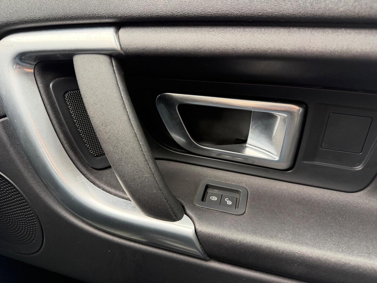 Used Land Rover Discovery Sport 2017 for sale - 78087735: Photo 39