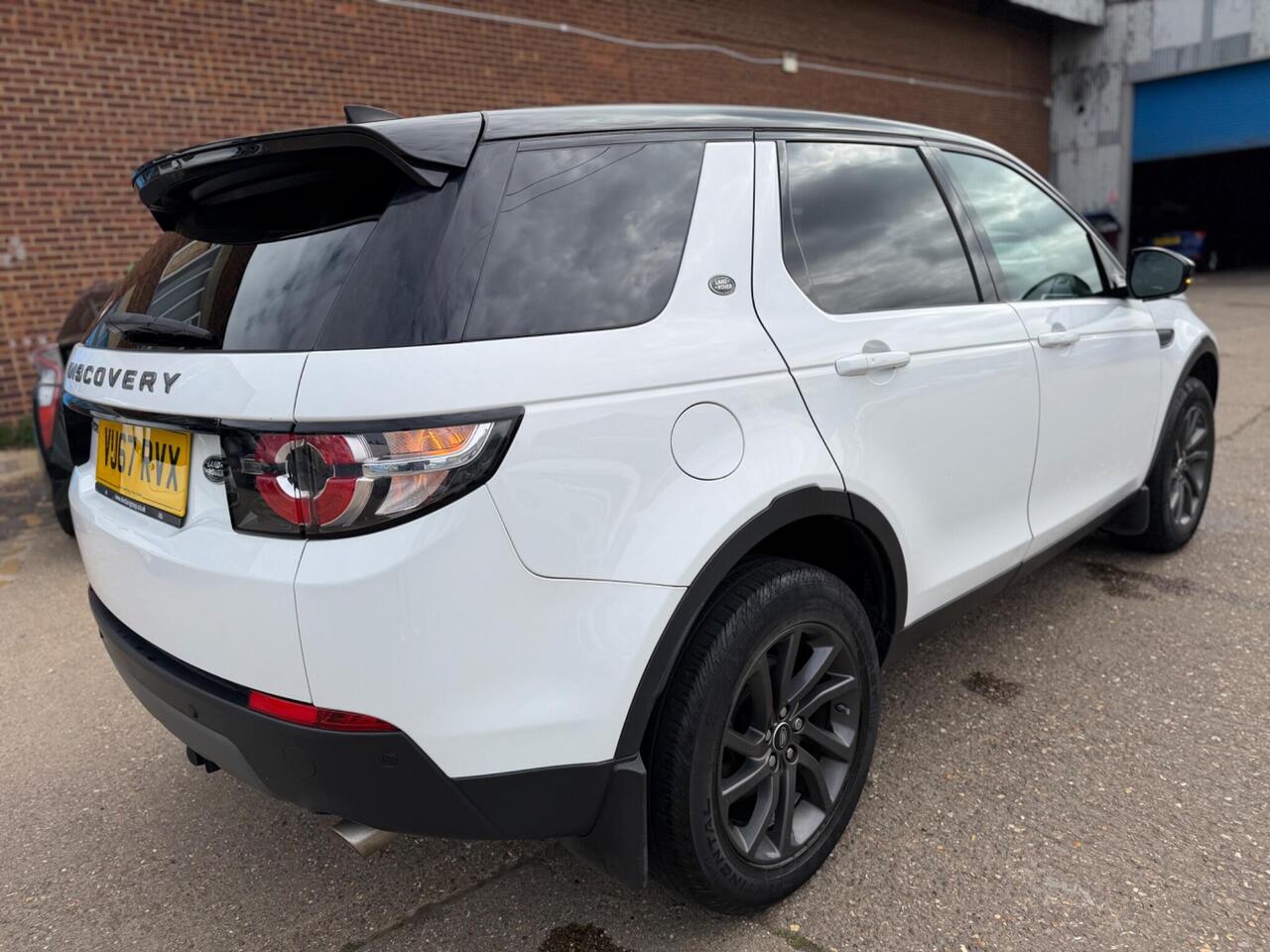 Used Land Rover Discovery Sport 2017 for sale - 78087735: Photo 7