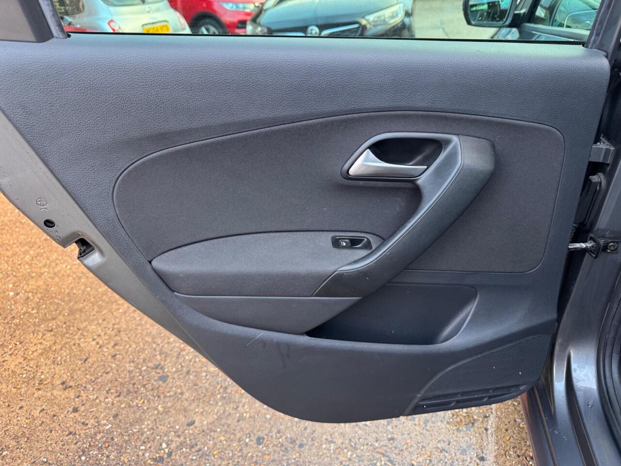 Used Volkswagen Polo 2016 for sale - 78010966: Photo 35