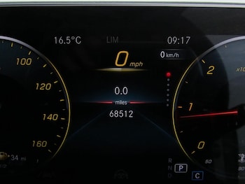 Used Mercedes-Benz GLE 2021 for sale - 76674017: Photo