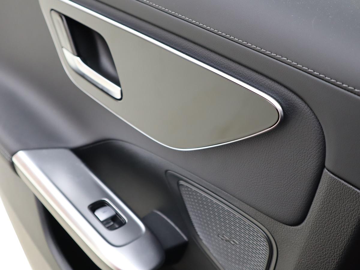 Used Mercedes-Benz C Class 2023 for sale - 77533069: Photo 23