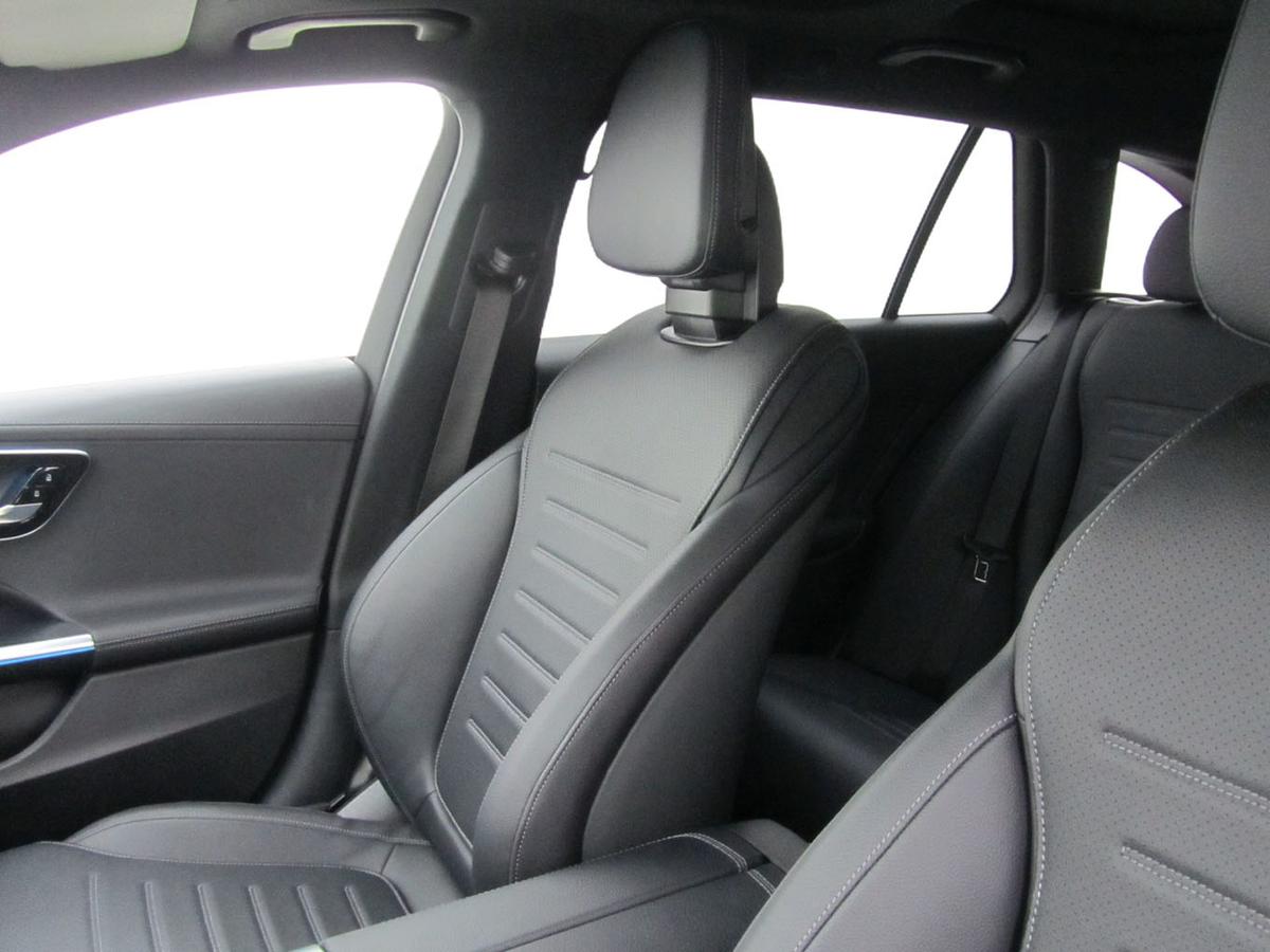 Used Mercedes-Benz C Class 2025 for sale - 76679243: Photo 16