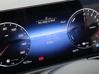 Used Mercedes-Benz GLA 2025 for sale - 78145517: Photo