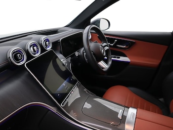 Used Mercedes-Benz GLC 2024 for sale - 78084730: Photo