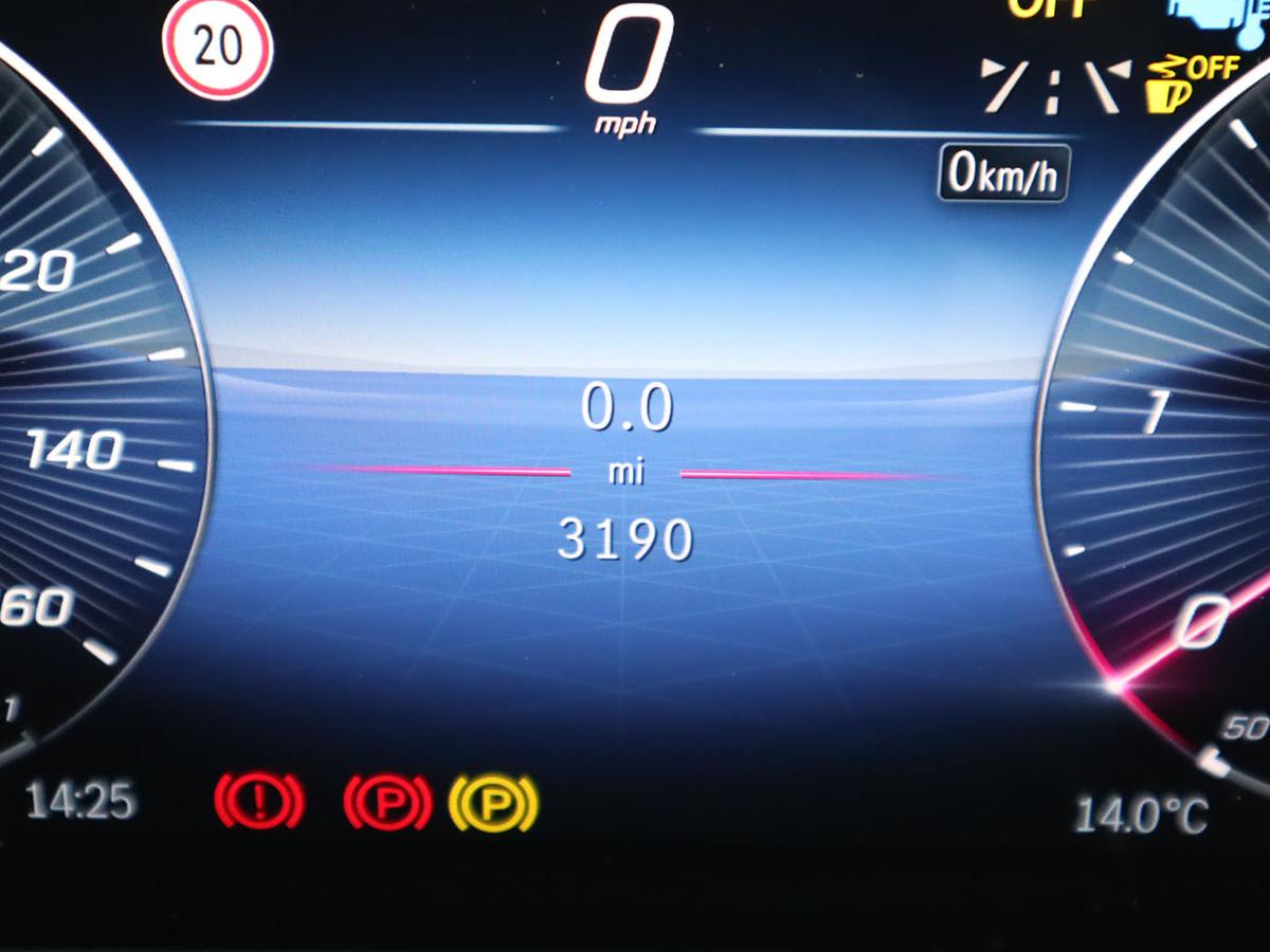 Used Mercedes-Benz GLA 2025 for sale - 77036702: Photo 4