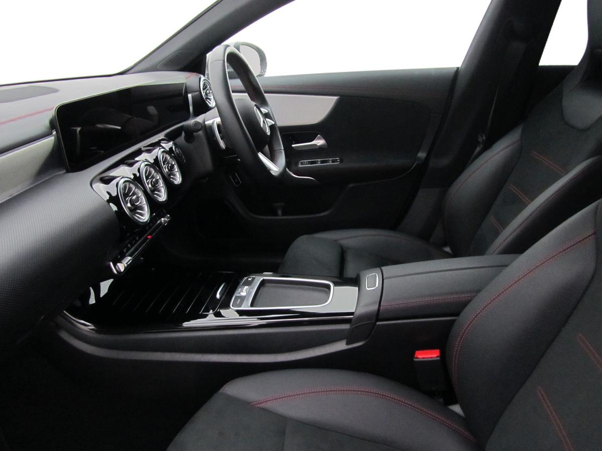 Used Mercedes-Benz CLA 2024 for sale - 76677621: Photo 17