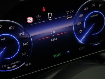 Used Mercedes-Benz EQA 2025 for sale - 77977259: Photo