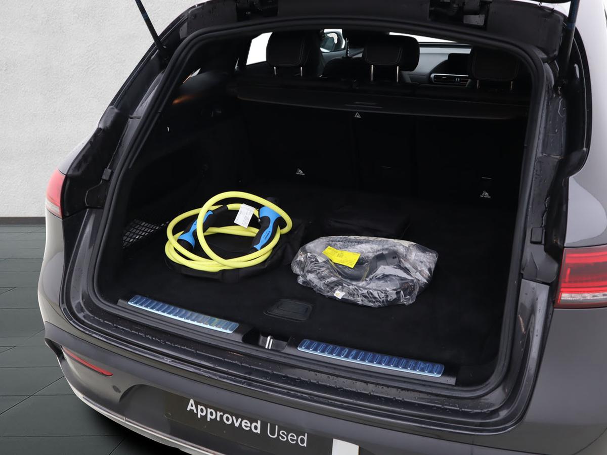 Used Mercedes-Benz EQC 2023 for sale - 77532896: Photo 9