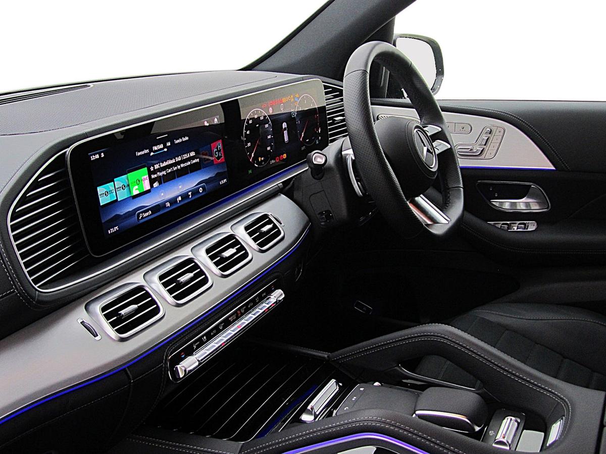 Used Mercedes-Benz GLE 2025 for sale - 77008395: Photo 3