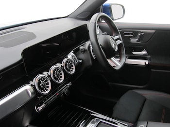 Used Mercedes-Benz GLB 2025 for sale - 77008389: Photo