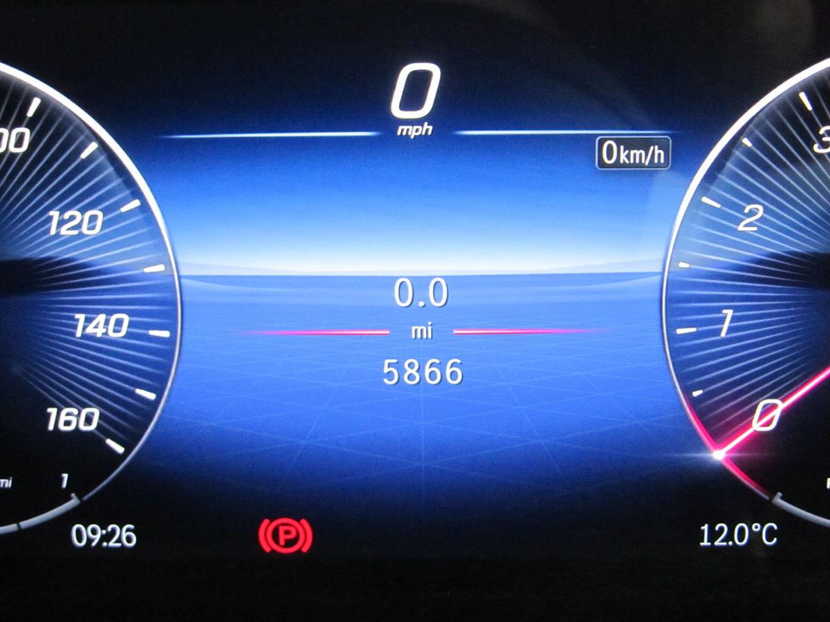 Used Mercedes-Benz GLB 2025 for sale - 77008389: Photo 4