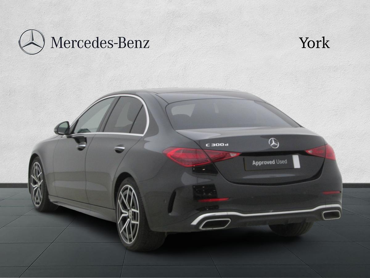 Used Mercedes-Benz C Class 2024 for sale - 76678619: Photo 2