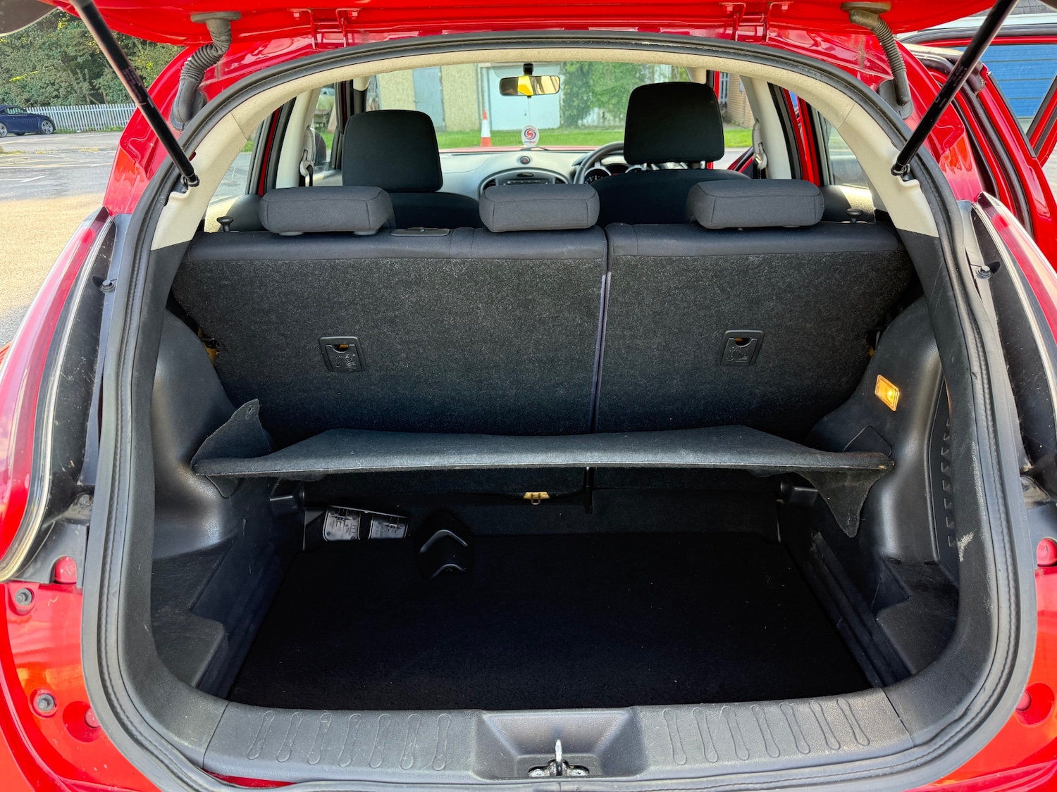 Used Nissan Juke 2014 for sale - 76045340: Photo 12