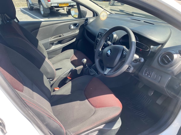 Used Renault Clio 2015 for sale - 75651285: Photo 10