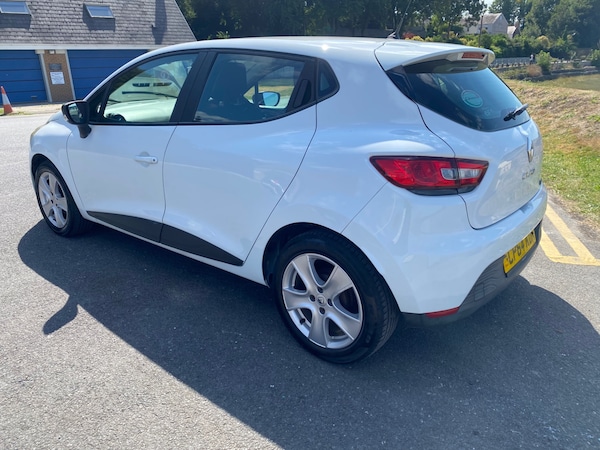 Used Renault Clio 2015 for sale - 75651285: Photo 4