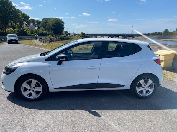 Used Renault Clio 2015 for sale - 75651285: Photo 6