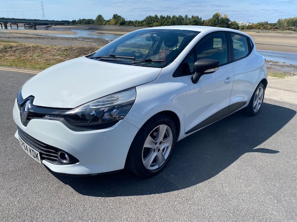 Used Renault Clio 2015 for sale - 75651285: Photo 7