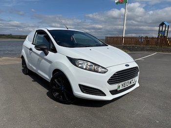 Used Ford Fiesta 2013 for sale - 78324956: Photo