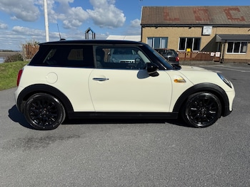 Used MINI Hatch 2014 for sale - 76045338: Photo