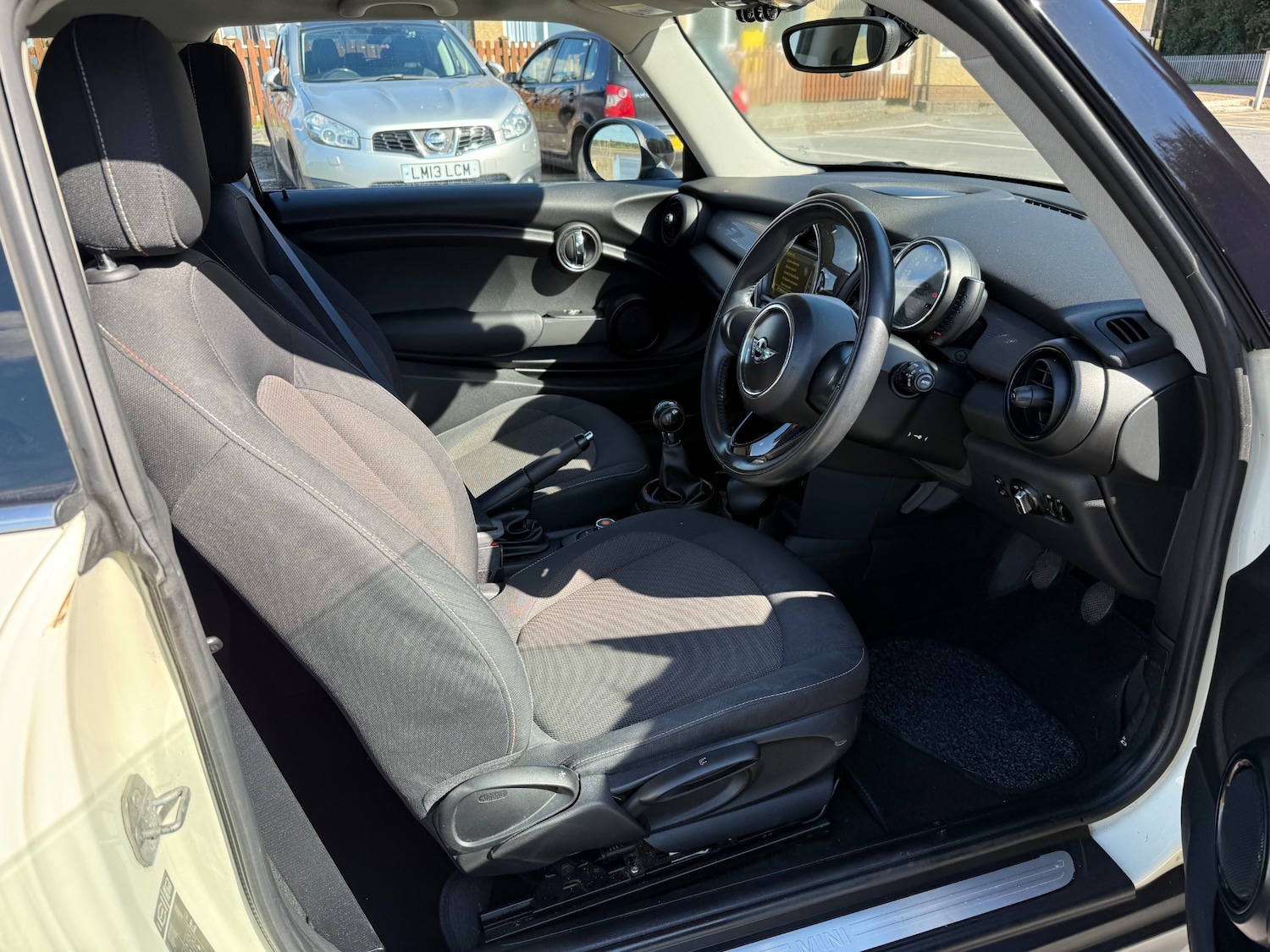 Used MINI Hatch 2014 for sale - 76045338: Photo 9