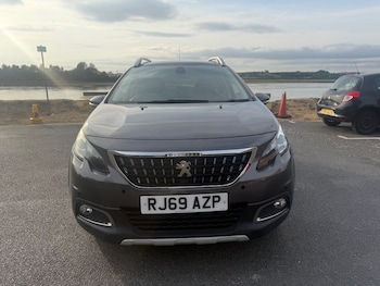 Used Peugeot 2008 2019 for sale - 79531104: Photo