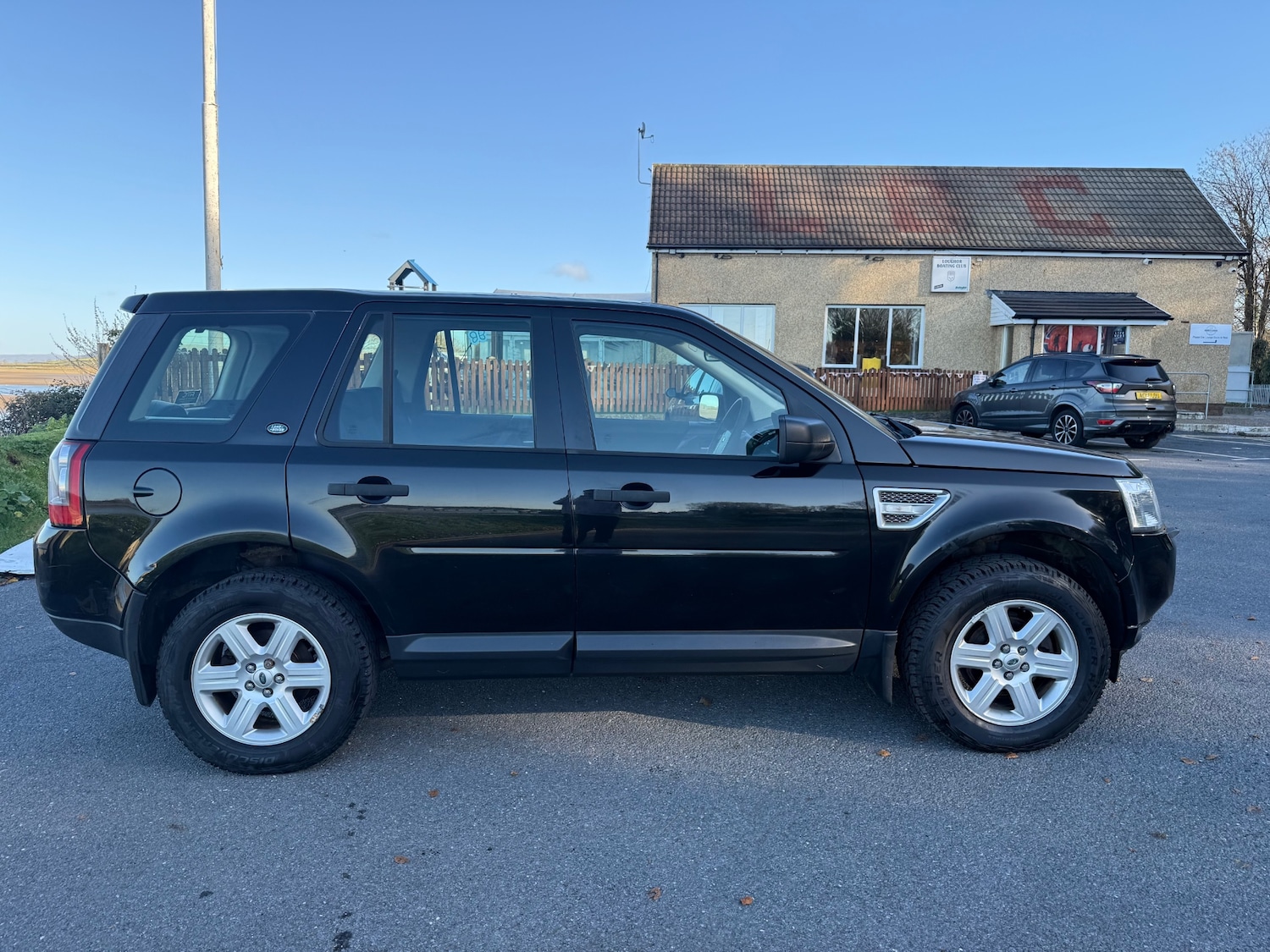 Used Land Rover Freelander 2011 for sale - 76598885: Photo 2