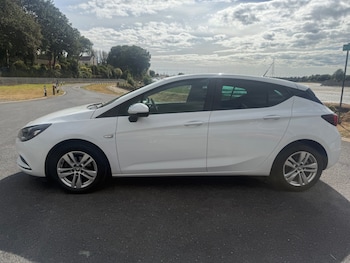 Used Vauxhall Astra 2018 for sale - 79448502: Photo