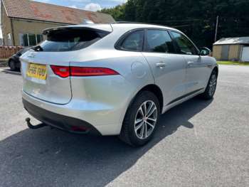 Used Jaguar F-Pace 2016 for sale - 74950052: Photo