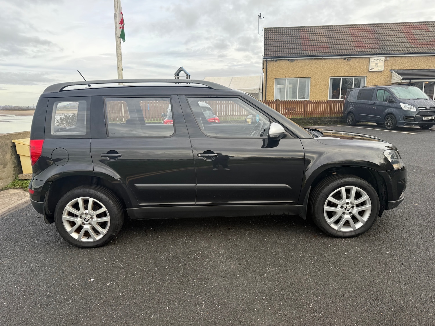 Used Skoda Yeti 2014 for sale - 77168616: Photo 2