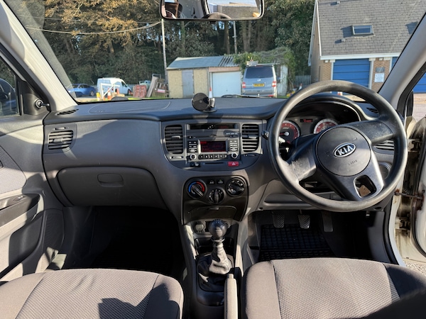 Used Kia Rio 2010 for sale - 76209047: Photo 12