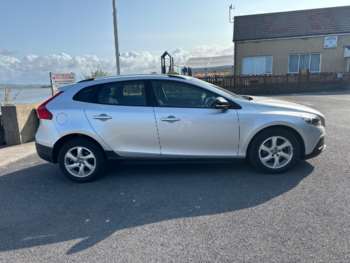 Used Volvo V40 2014 for sale - 75238717: Photo