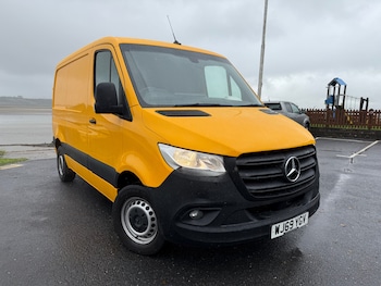 Mercedes-Benz - Sprinter