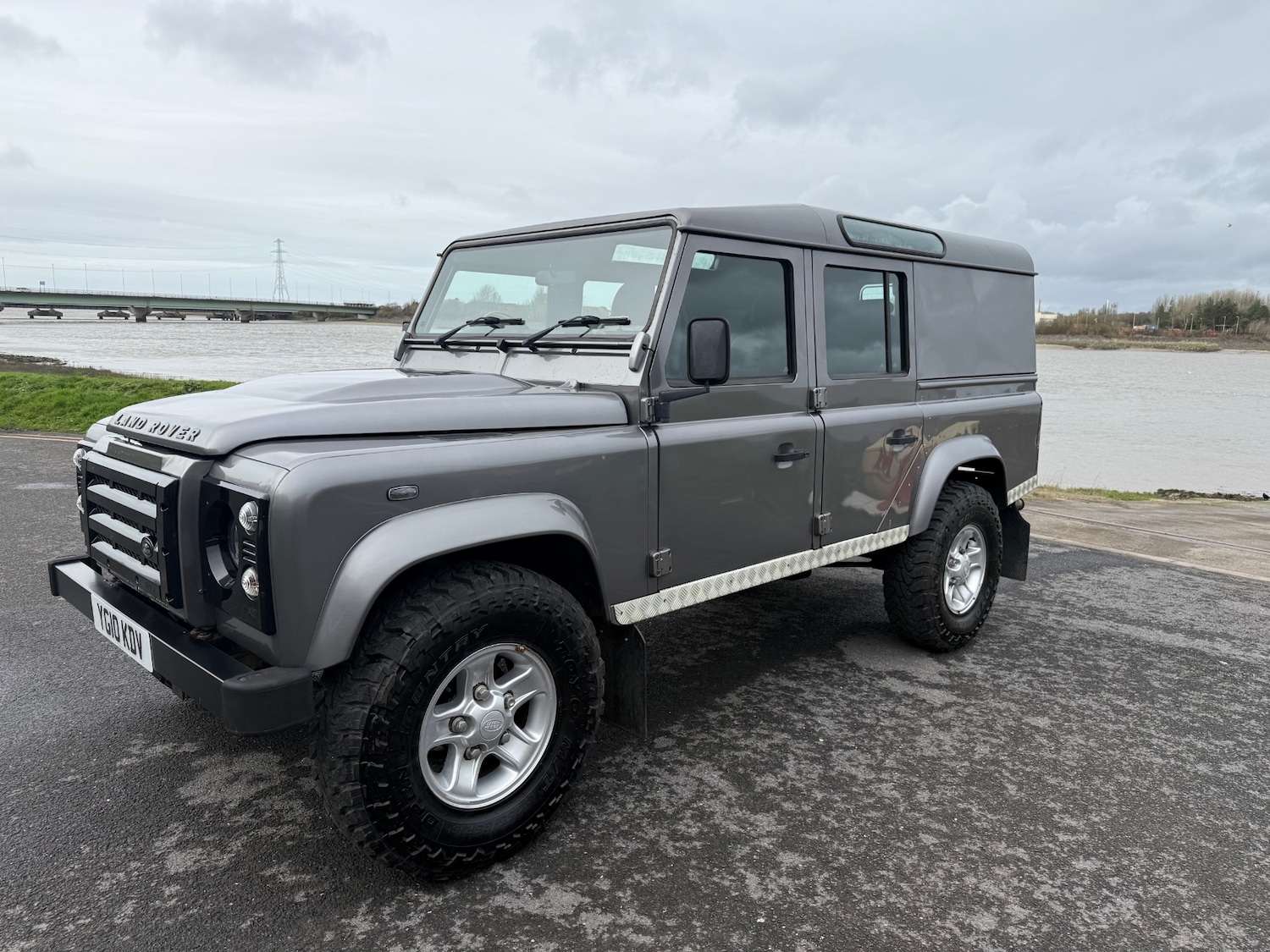 Used Land Rover Defender 2010 for sale - 77813346: Photo 7
