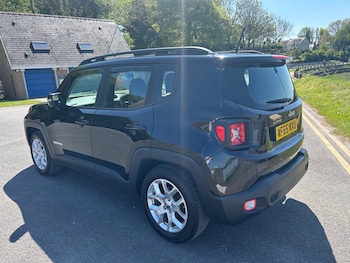 Used Jeep Renegade 2016 for sale - 78457114: Photo