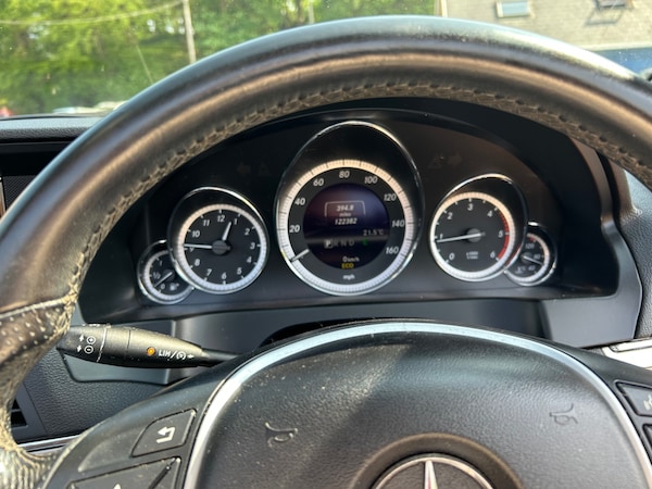 Used Mercedes-Benz E-Class 2013 for sale - 74538668: Photo 10