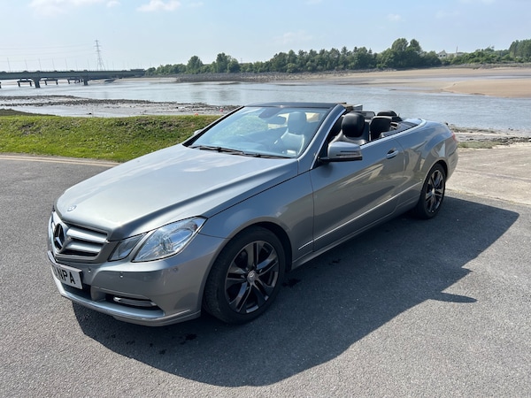 Used Mercedes-Benz E-Class 2013 for sale - 74538668: Photo 2