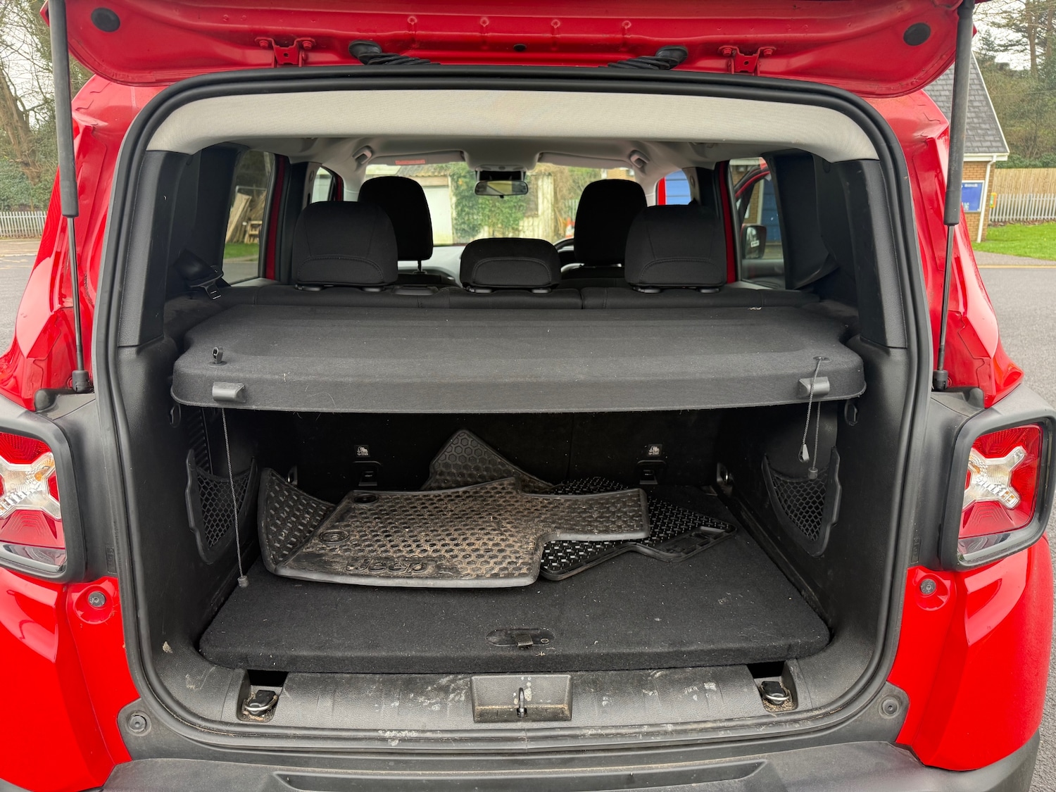 Used Jeep Renegade 2018 for sale - 77801912: Photo 12